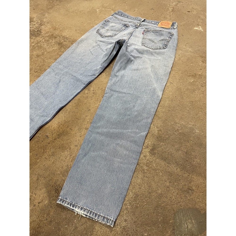 Levis 550 Jeans Mens 34x34 Light Wash Blue Relaxed Tapered Zip Fly Distressed - Picture 11 of 16